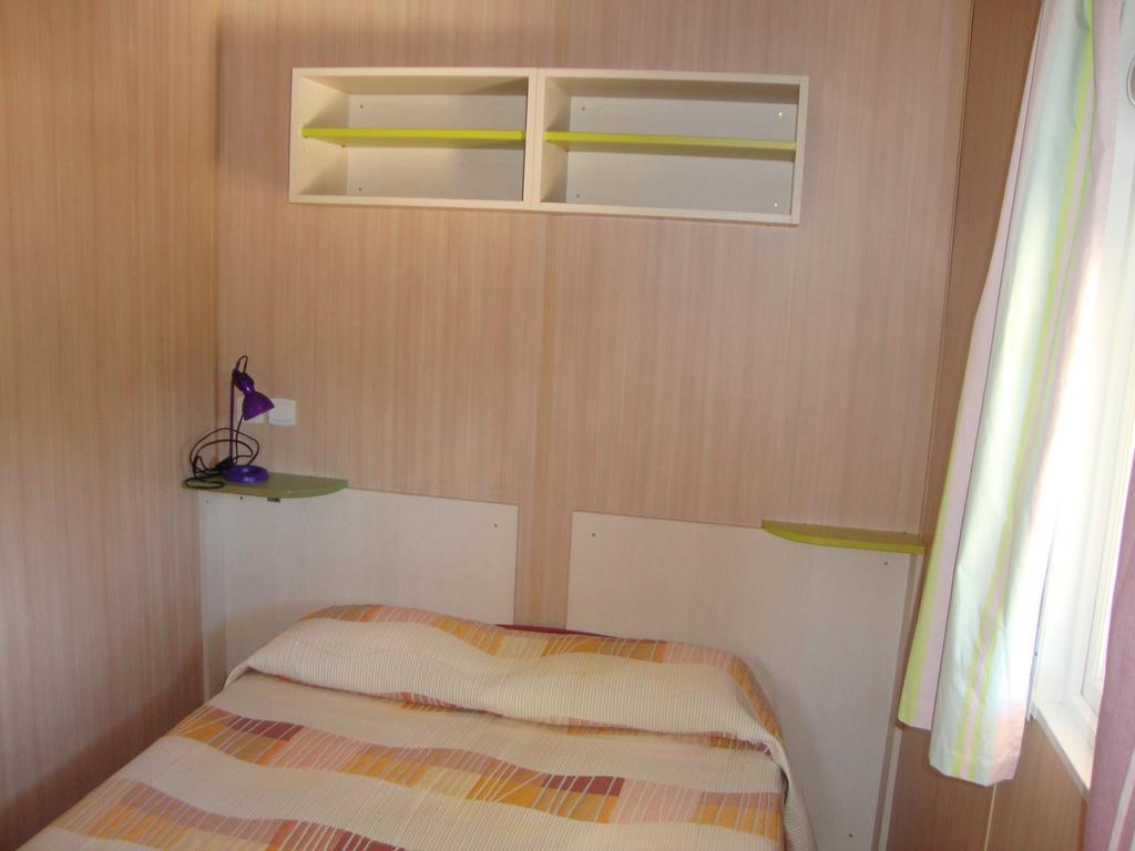 Camping Residence Chalet La Pomposa Terrazzoni Bonifacio  Pokój zdjęcie